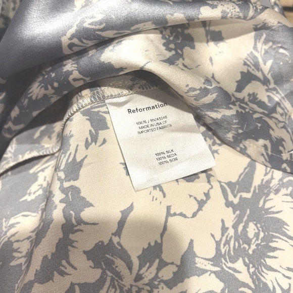Reformation Frankie Silk Porcelain Blue and White Floral Dress - Picture 8 of 9